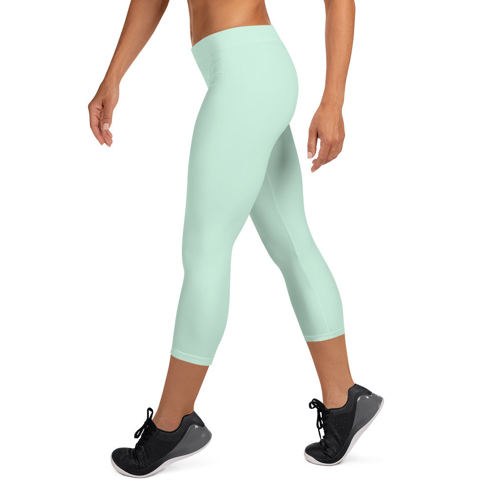 Dewdrop Dream FLAKOUT Sport Women's Capri Leggings - FLAKOUT